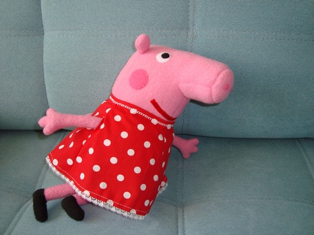 Для изготовления игрушечной свинки Пеппы нам понадобится: