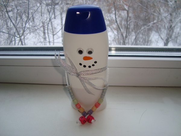 как сделать снеговика из бутылки