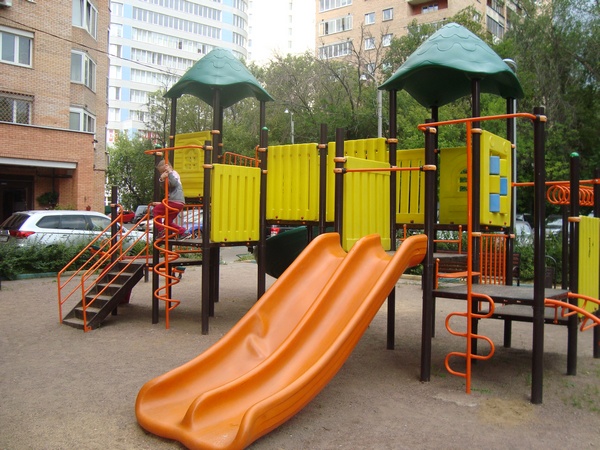 детские площадки в Москве